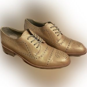 Florsheim x Esquivel Size 8 1/2 Women’s Oxford Gold Leather Shoes
